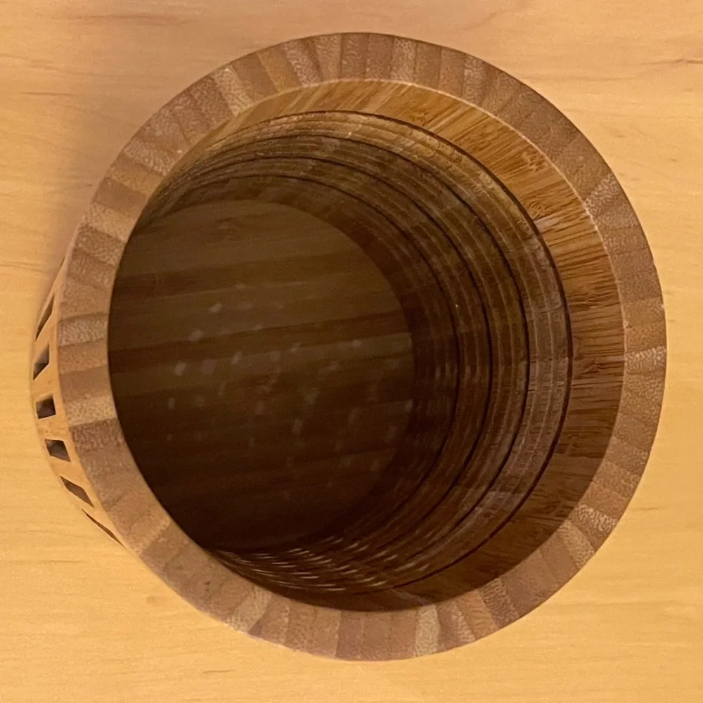 NWOT - TOTALLY BAMBOO -Lattice Kitchen Utensil Holder